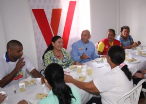 Pérez Pirela realizó sexto desayuno con familias beneficiadas por la Gmvv 1 1076 5A
