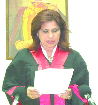 Anulan al representante de los egresados de LUZ 2 1170 31