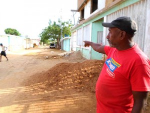 Vecinos de Villa Esperanza claman asfaltado 1 1178 4D