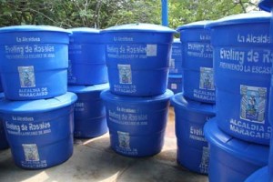 Alcaldesa entregó 4 mil 500 tanques almacenadores de agua 1 1190 20A
