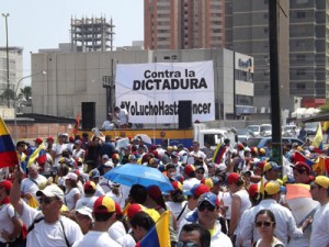 Marcha opositora transcurrió en paz en Maracaibo 3 1205 9A
