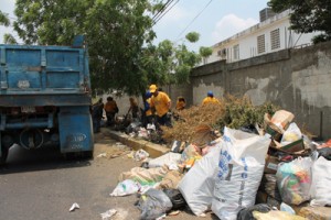 Alcaldía de Maracaibo realiza jornada de limpieza 1 1223 2C