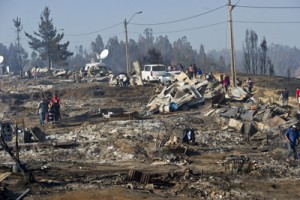 Controlado incendio en Valparaíso 1 1231 17D JU