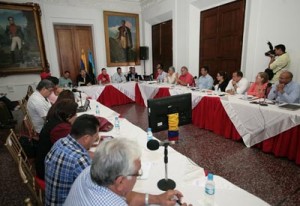Arias y los 21 alcaldes acuerdan proyectos sociales y de producción 1 1234 3A