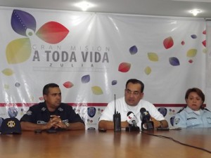 Reo desarma a un cpbez y huye del tribunal en Cabimas 2 1235 21A