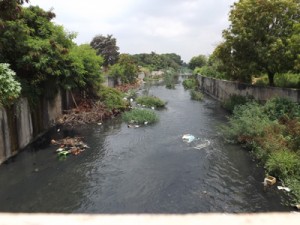 Vecinos exigen limpieza de la cañada Morillo 1 1252 3C ANA ELISA MORENO