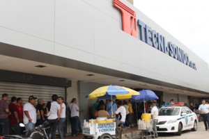 SUNDDE-Zulia le cayó a especuladores de insumos médicos 1 1253 3A