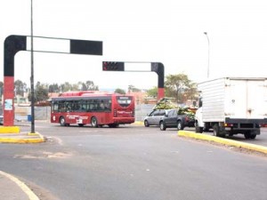 Choferes de San Francisco critican rutas alimentadoras 1 1255 3TIPS ARRIBA CHOFERES