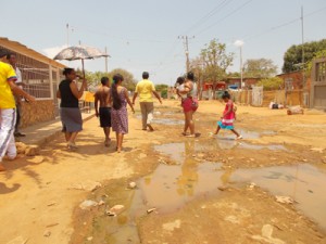 La Milagrosa y 28 de Diciembre colapsados por bote de aguas negras 1 1261 B