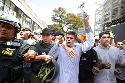 Hoy continúa audiencia de Leopoldo 2 1272 22