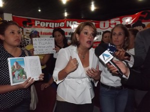Padres rechazan la colección Bicentenaria 1 1280 2 A PPGA
