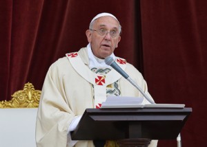 Papa en contra de la legalización de las drogas 1 1290 17B1 JU