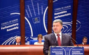 Presidente de Ucrania dispuesto a acuerdo de paz con Rusia 1 1296 11A JU