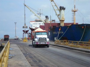 Gobierno afina estrategias para exportaciones 1 1305 10A