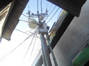 Volvieron las llamas al Callejón de los Pobres por conexiones ilegales 1 1305 3C