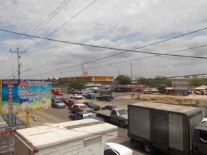 Caos vehicular en horas pico en el Kilómetro 7 1 1311 4C