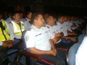 Orquesta del Zulia homenajeó a policías 1 1314 10B