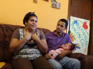 Padres de niñas intercambiadas siguen en zozobra 1 1314 22A