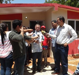 El gobernador ordenó investigar impresión «adelantada de estampillas» 1 1317 3A