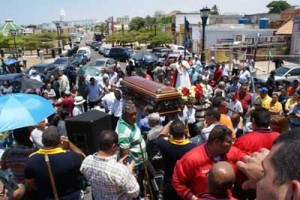 Al ritmo de la gaita los zulianos despidieron a «El Serenatero» 2 1329 fara