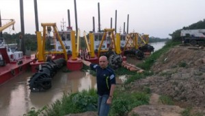 Denuncian falta de dragas chinas en ríos 1 1333 3D