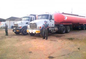 Incautan más de 70 mil litros de aceite mineral 1 1334 22BBB