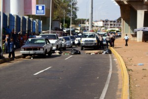 Usuarios enardecidos protestaron en Saime de Sabaneta 1 1347 4A