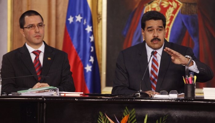 Entregan propuesta de Plan Sistémico para la Lucha contra el Contrabando 1 1355 7A