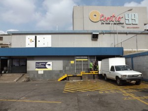 Supermercados retrasados en implementación de captahuellas 1 1360 4A