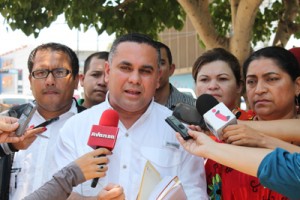 Henry Ramírez introdujo denuncia contra Eveling Trejo ante el MP 1 1367 3 a