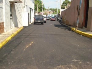 Alcaldía asfaltó calle en Cacique Mara 1 1376 3B