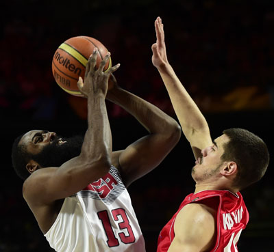 Básquet de la NBA un planeta diferente 2 1377 11B AFP