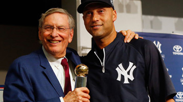 Comisionado premia a Jeter 2 1386 12A AFP 01 02