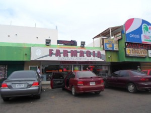 Denuncian farmacia por venta condicionada de productos de aseo 1 1401 2D