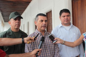 Ángel Belisario visitó el Zulia 1 1401 3 b contrabando