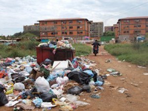 La basura arropa a comunidades populares de San Francisco 1 2C.JPG - 140.22 Kb