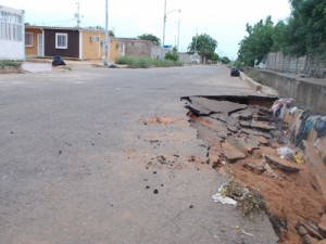 Vecinos de El Soler temen que «tronera» ocasione una tragedia 1 4D.JPG - 141.38 Kb