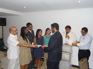 Farmatodo presentó libro en honor a la Virgen de la Chiquinquirá 1 1444 18D 2