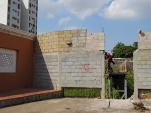 Incomunicados en el barrio 5 de Julio por destrucción de pasarela 1 1456 3A