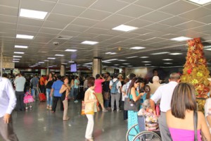 Siguen retrasos en vuelos nacionales 1 1463 4B