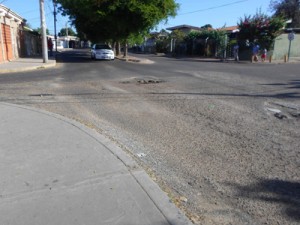 Letal hueco en la avenida 100 Sabaneta, arriesga seguridad de conductores y peatones 1 1486 2D