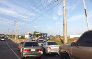 Falta de distribución generó colas en bombas 1 1501 3 B