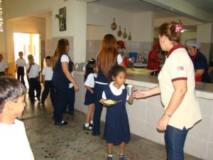 Arrancó el PAE con 250 toneladas de alimentos para el Zulia 1 1501 4aaa