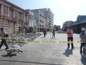 Detallistas apoyan trabajos en la Plaza Baralt 1 1506 4B