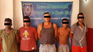 Detienen a cinco robamotos en Santa Rita 1 1536 23 D