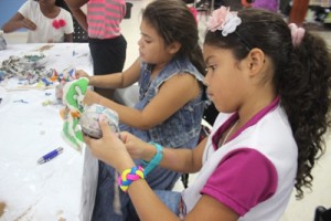 Niños marabinos aprendieron a elaborar marionetas 1 1541 Espacio cultural b
