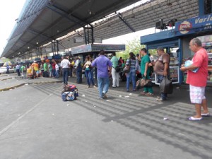 Unas 13 mil personas han salido por la terminal 1 1567 3 b terminal de mcbo
