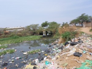 Puente de la cañada Zapara podría desplomarse 1 1574 4C