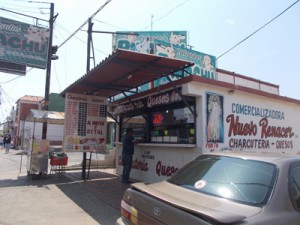 Se quejan por altos precios del queso y la charcutería 1 1578 3B