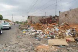 Desconsiderados mantienen basurero en San Rafael 1 1580 4CCCCC